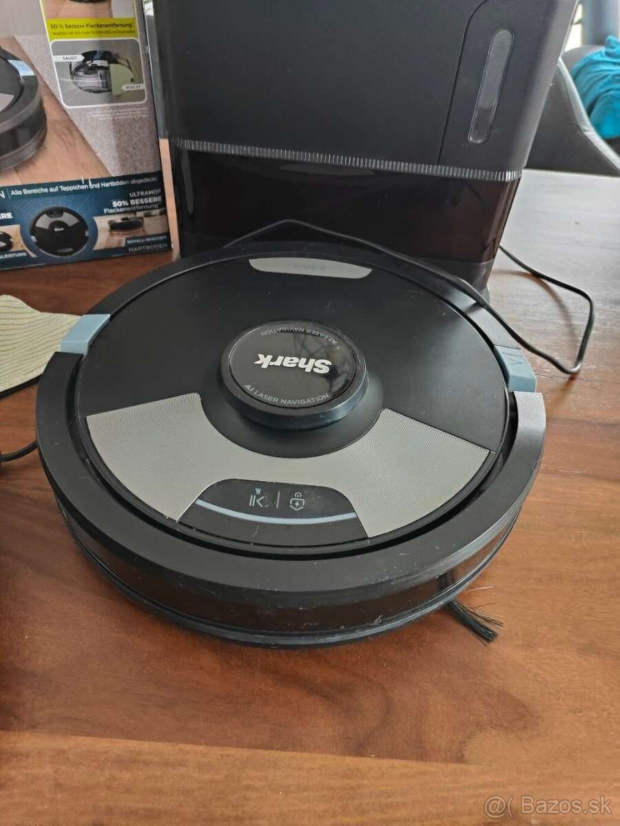 Robotický vysávač Shark - 8