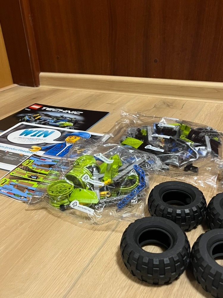 Lego Technic Bugina - 42037 - 8