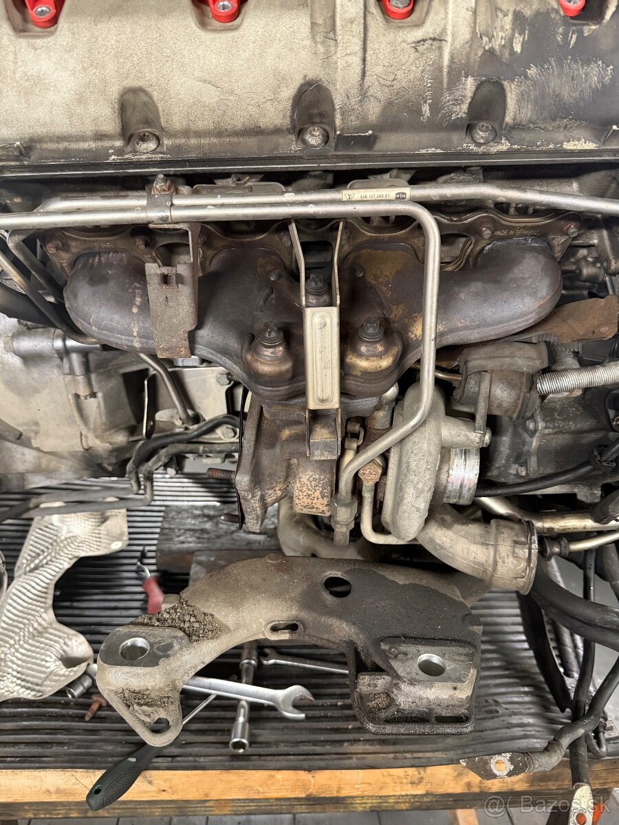 MOTOR Porsche Cayenne 4.8 Turbo 368kw - 8