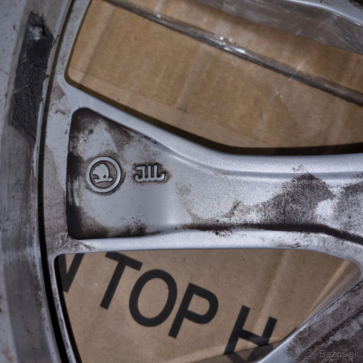 Hliníkové disky 5x112 R18 8J ET44 - 8