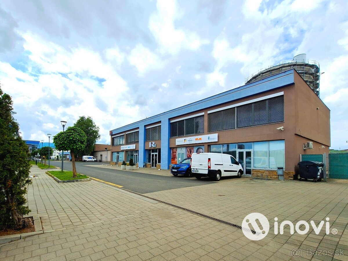 Obchodné priestory v centre moderného bývania R11 - 8