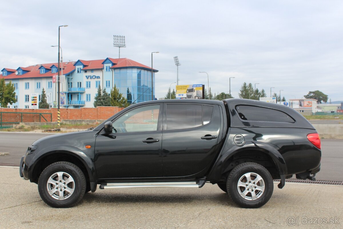 Mitsubishi L200 2.5 DI-D Double Cab Intense - 8