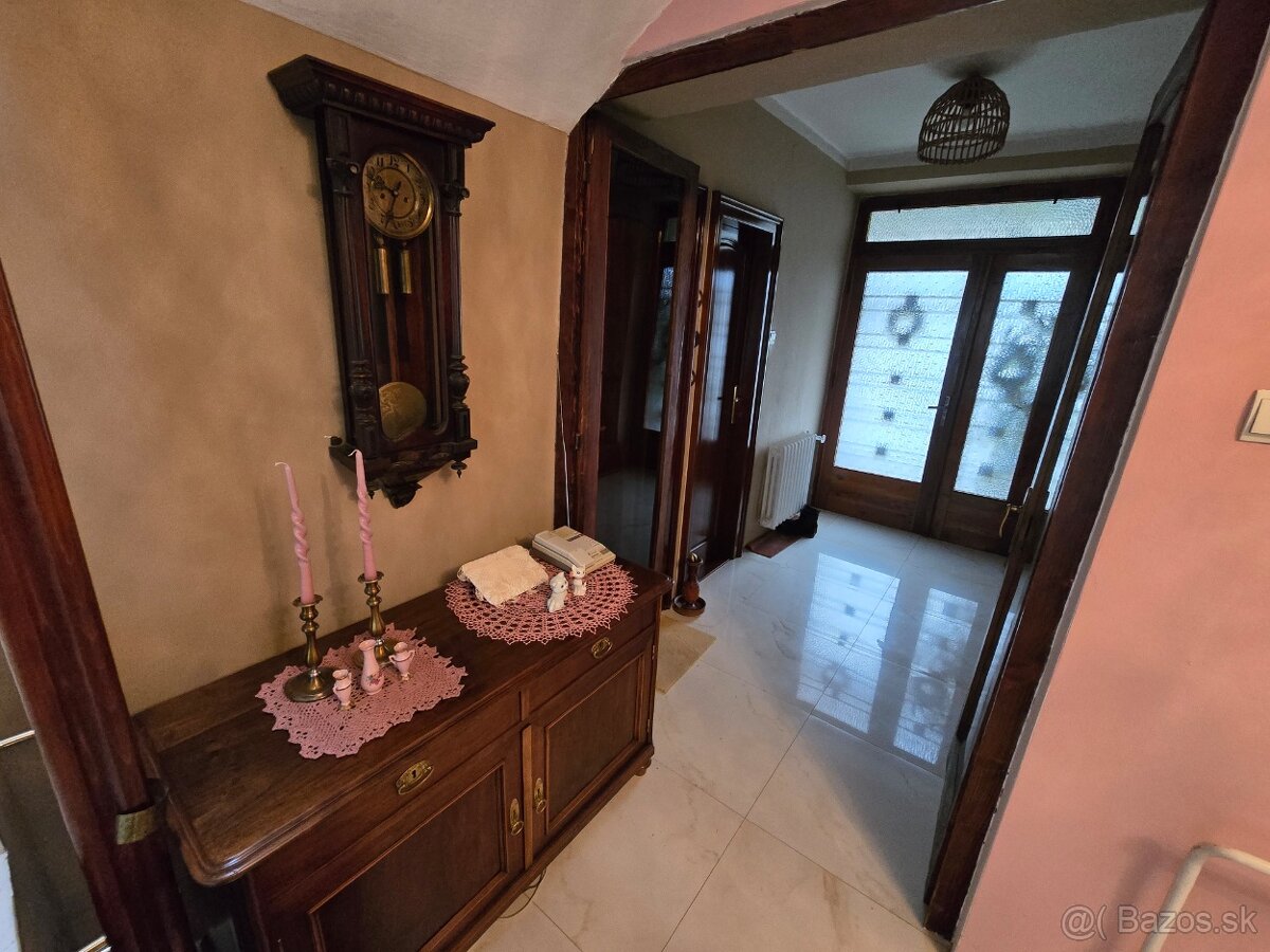 Predaj 5 izb.radového domu v mestskej časti Budatín - 8