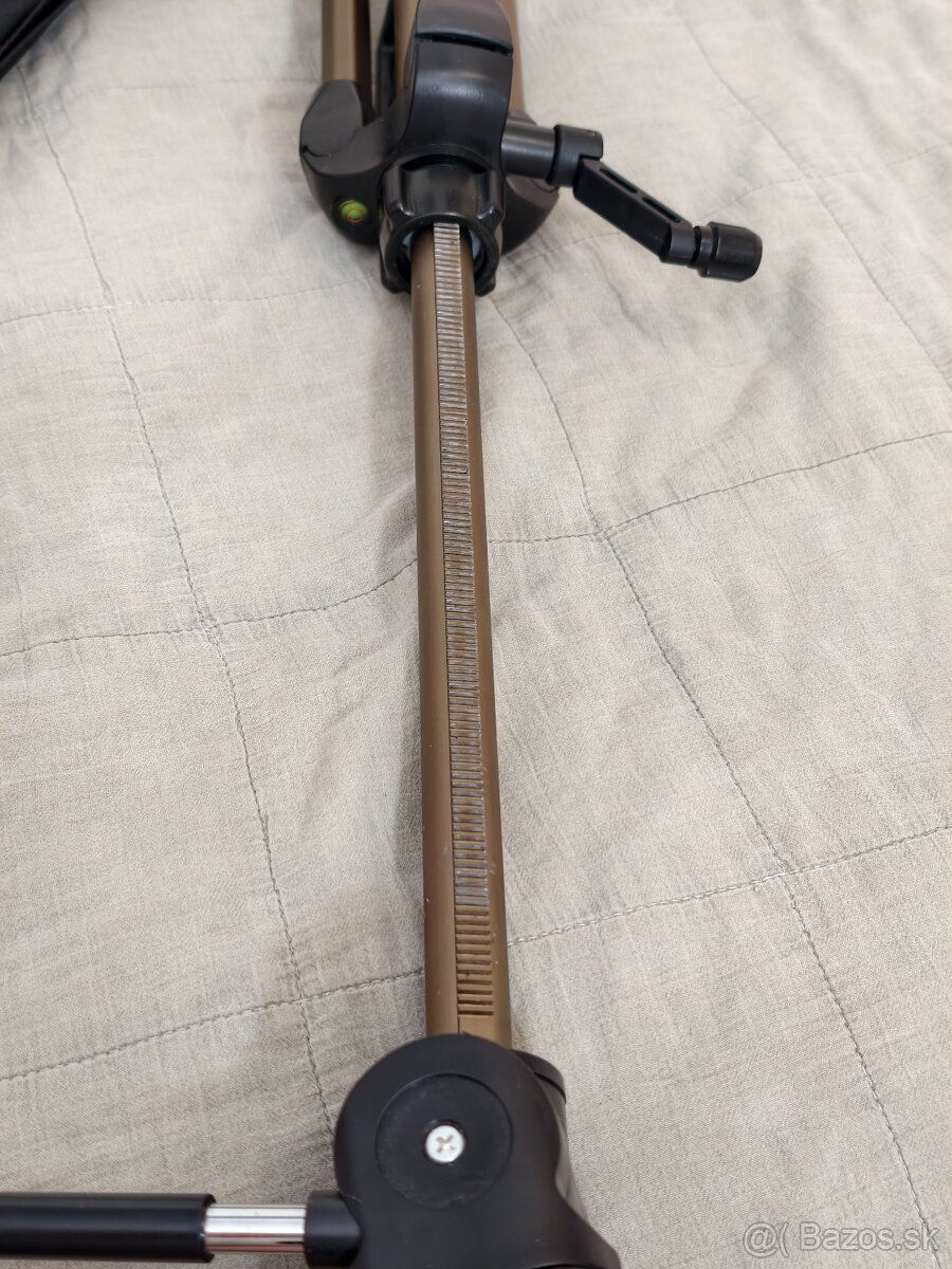 Predám Hama Star 61 statív + taška - 8