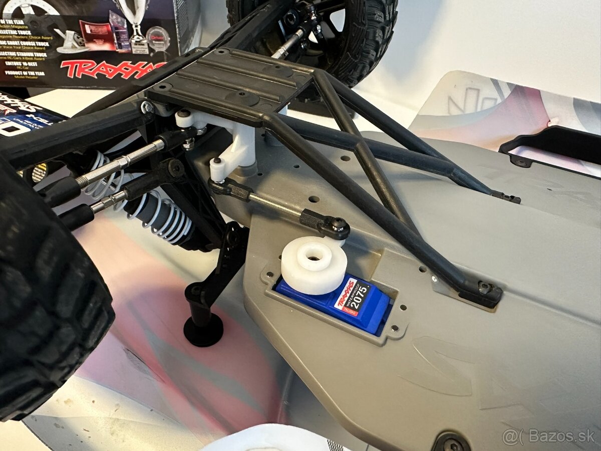 Traxxas Slash 1:10 RTR 2WD - 8