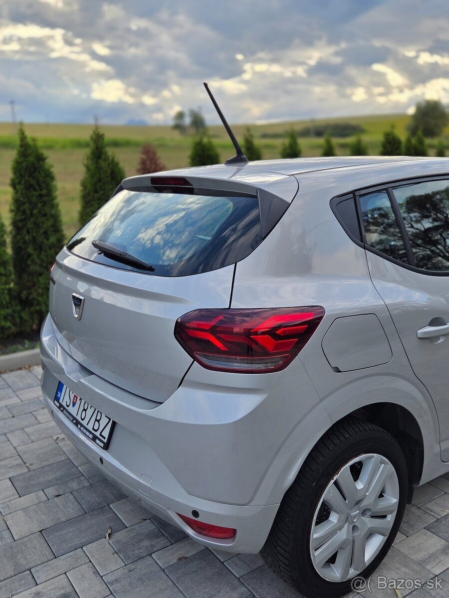 Dacia Sandero 1.0 SCE - 8