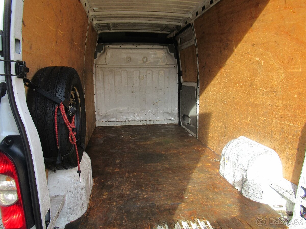 RENAULT MASTER 2,5DCI - 8