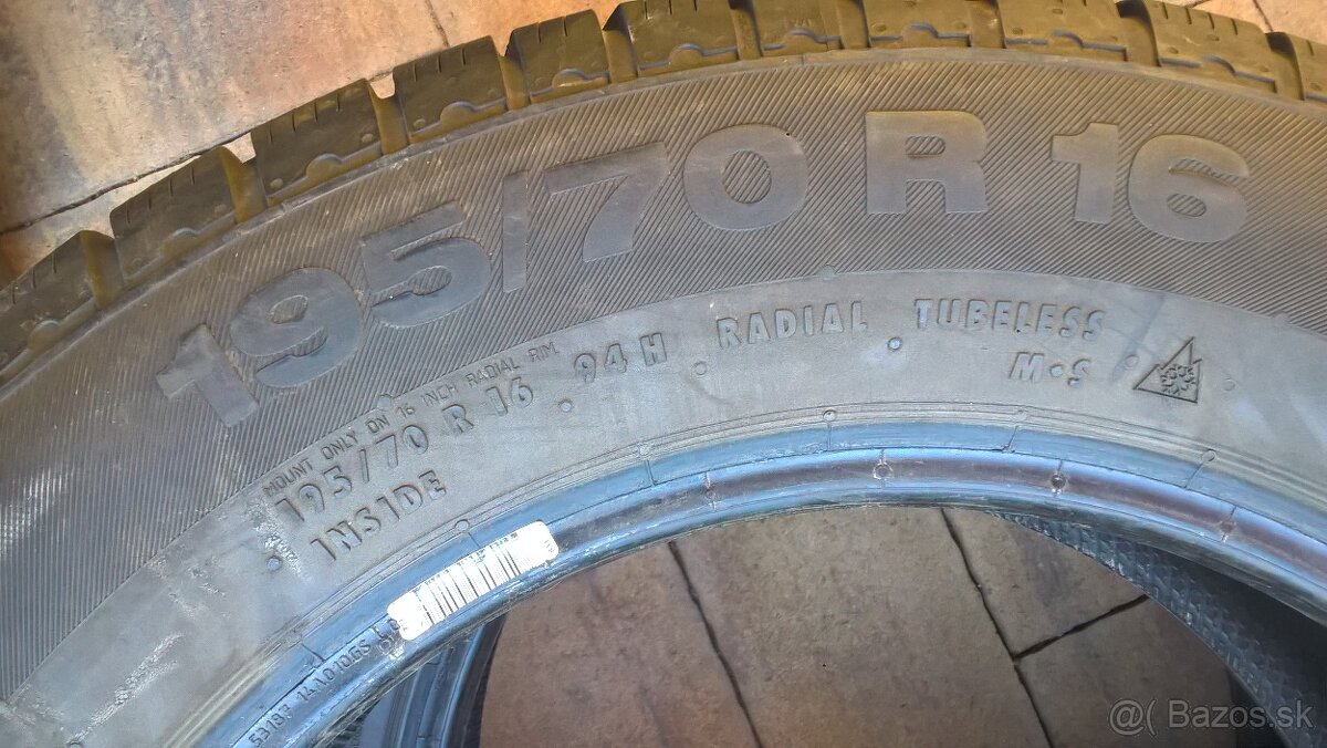 2 ks ZIMNÉ 195/70 R16 94H CONTINENTAL cca 8 mm LEN 15-€/kus - 8