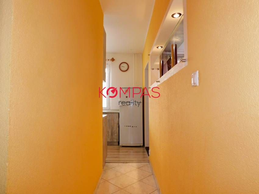 PRENÁJOM 3 IZBOVÝ BYT PO REKONŠTRUKCII, KOMPLETNE ZARIADENÝ - 8