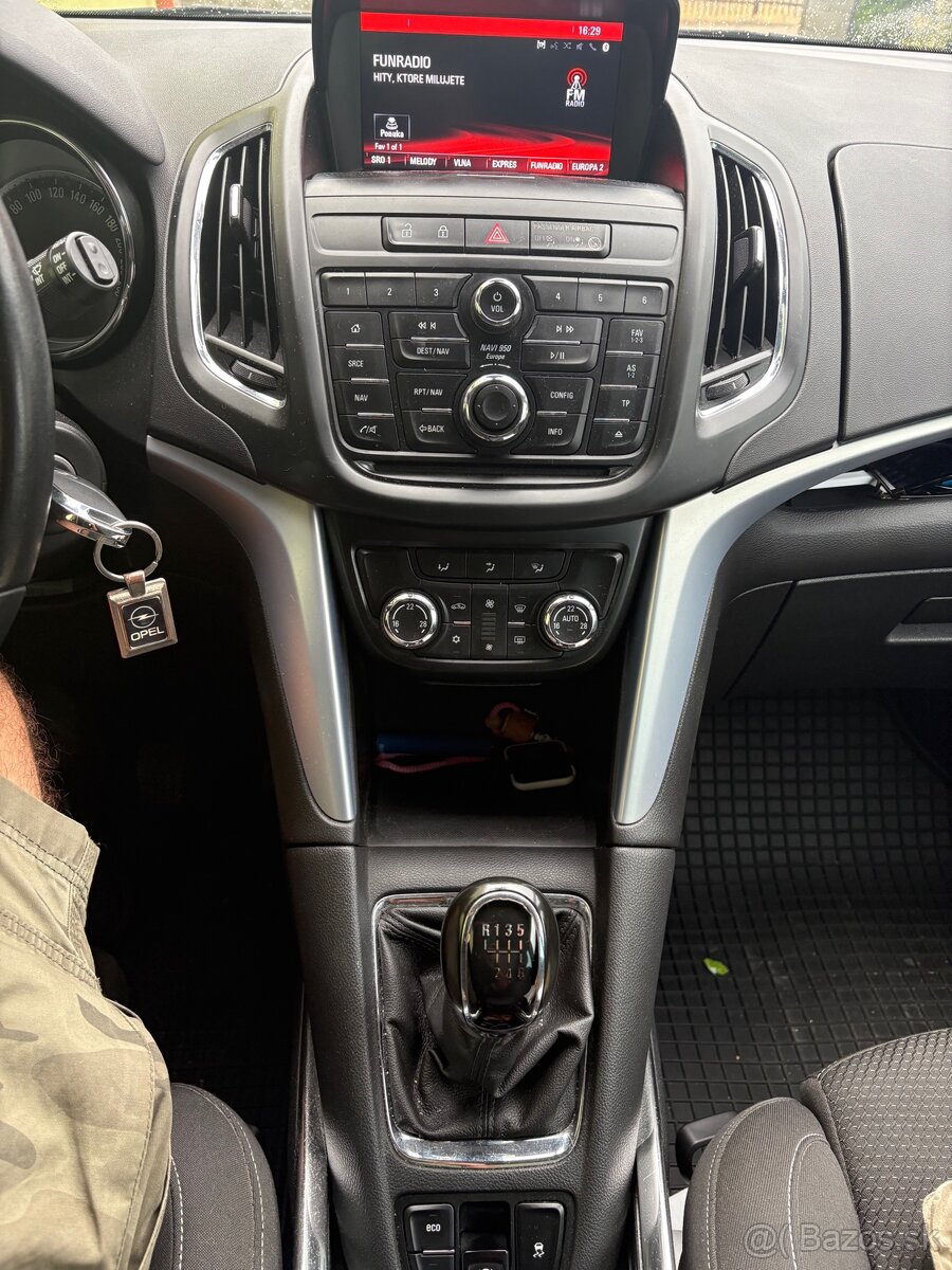 Predám Opel Zafira C Tourer 1.6 Cdti 100kW - 8