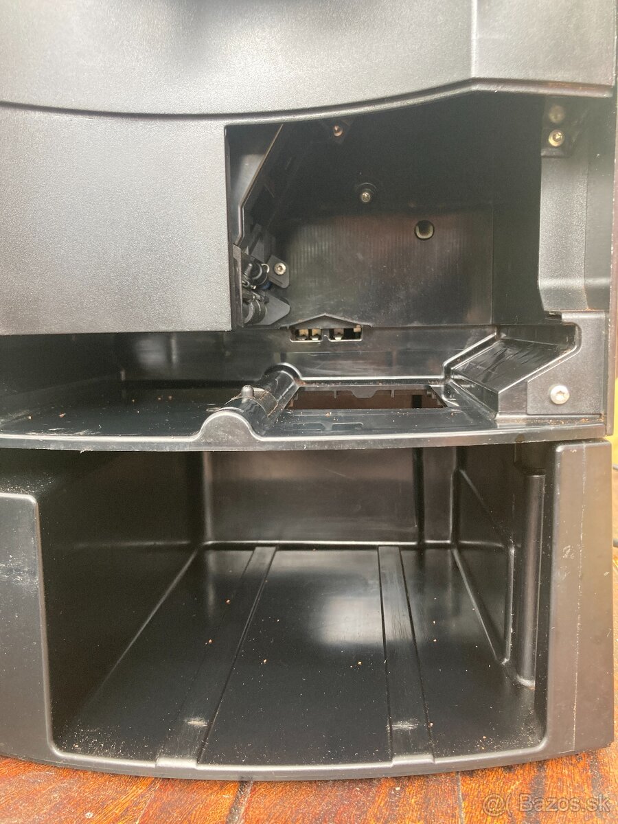 profesionálny automaticky kavovar JURA XS9 Pro Aroma + - 8