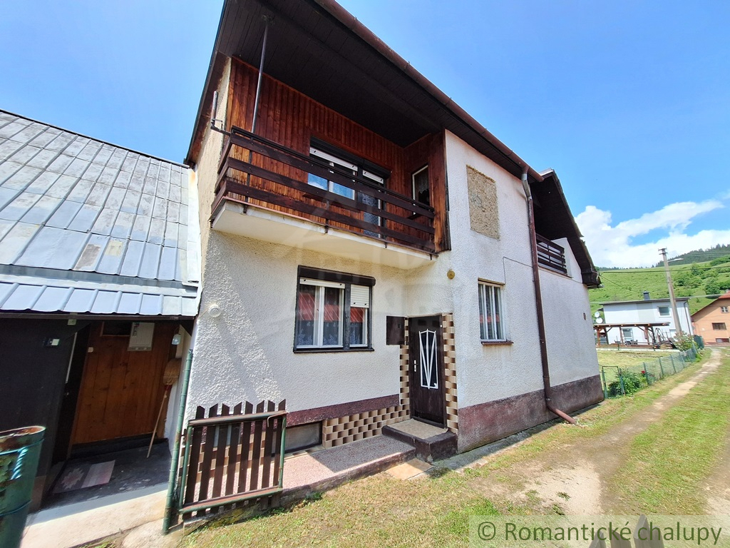 Murovaný dom s dreveničkou na krásnom a tichom mieste s ve - 8