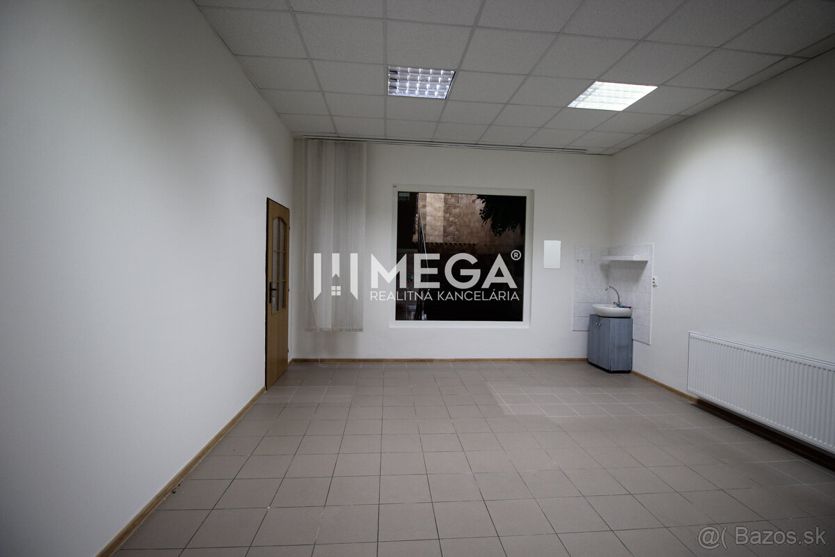 PRENAJATÉ už len 1 kancelaria v OD Laborec v Humennom - 8