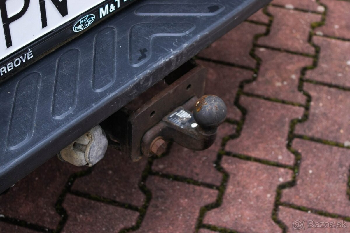 Nissan Navara DoubleCab 2.5D XE - 8