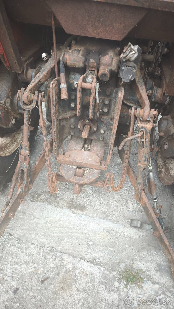 Rozpredám Zetor 7011 - 8