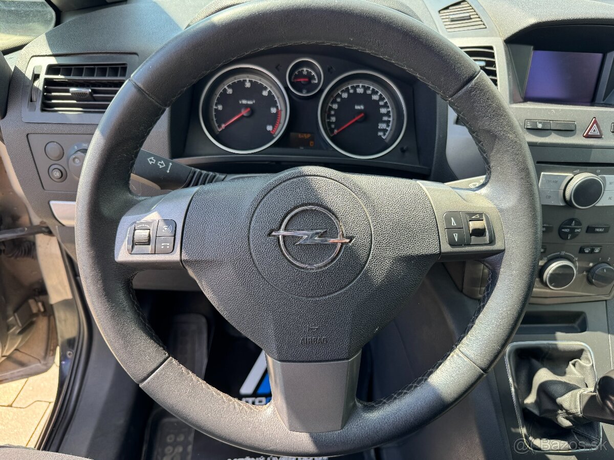 Opel Zafira 1.9 DT Cosmo - 8