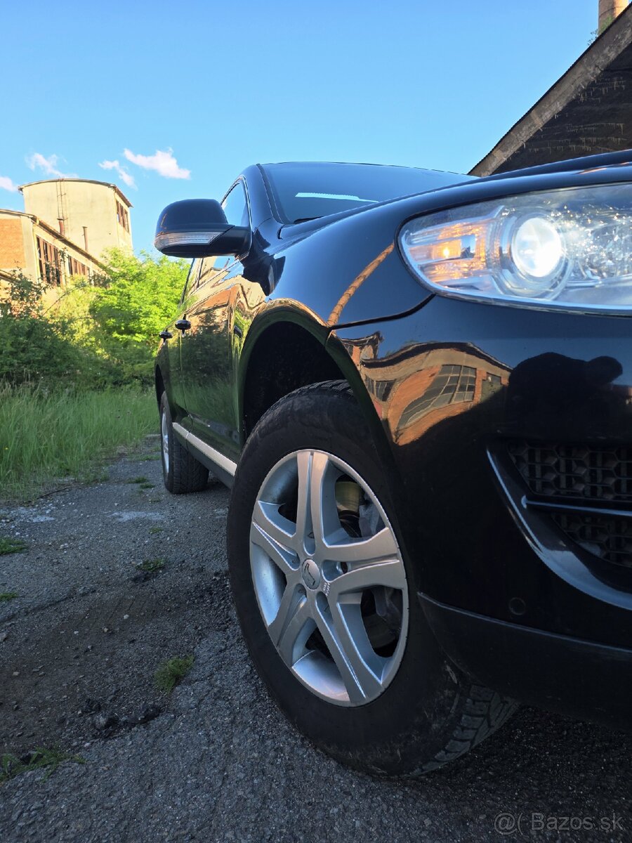 Volkswagen Touareg 3.0TDi - 8