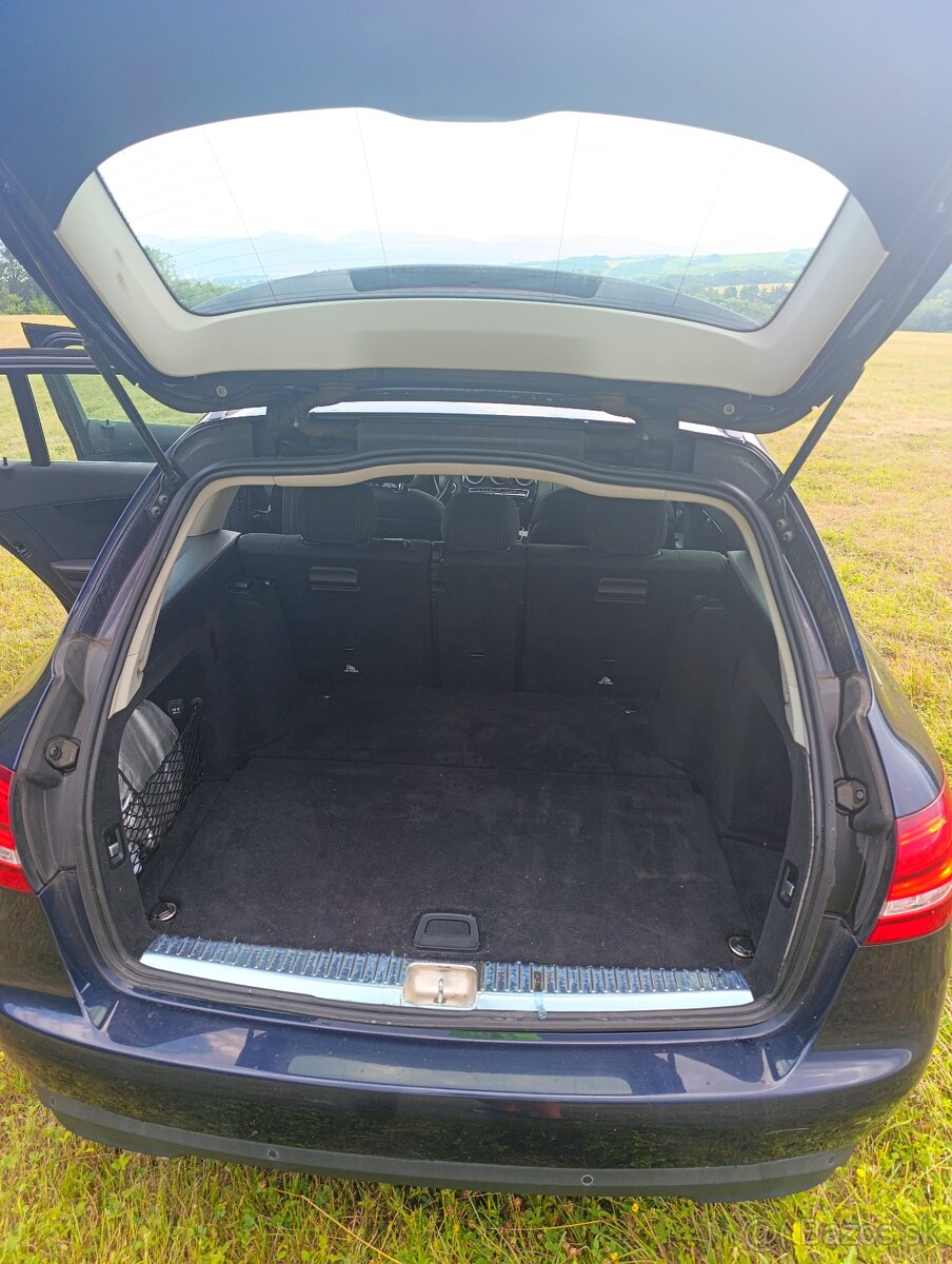 Mercedes Benz C200 - 8