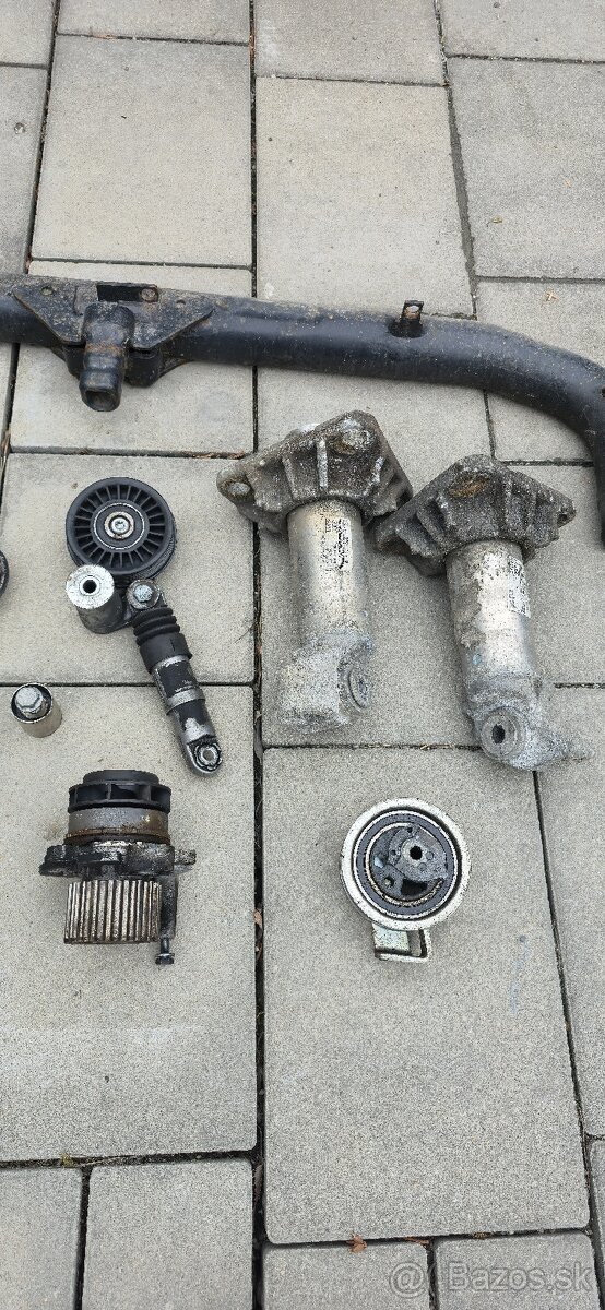 Nahradné diely Audi a4 b6 1.9tdi 2004 - 8