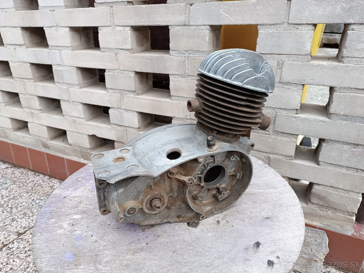 ČZ 125 B/T - 8
