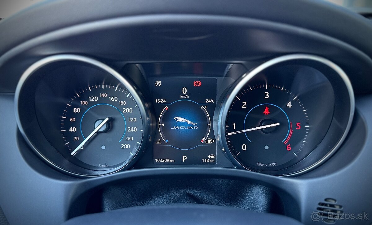JAGUAR XE 2.0 D PRESTIGE - 8