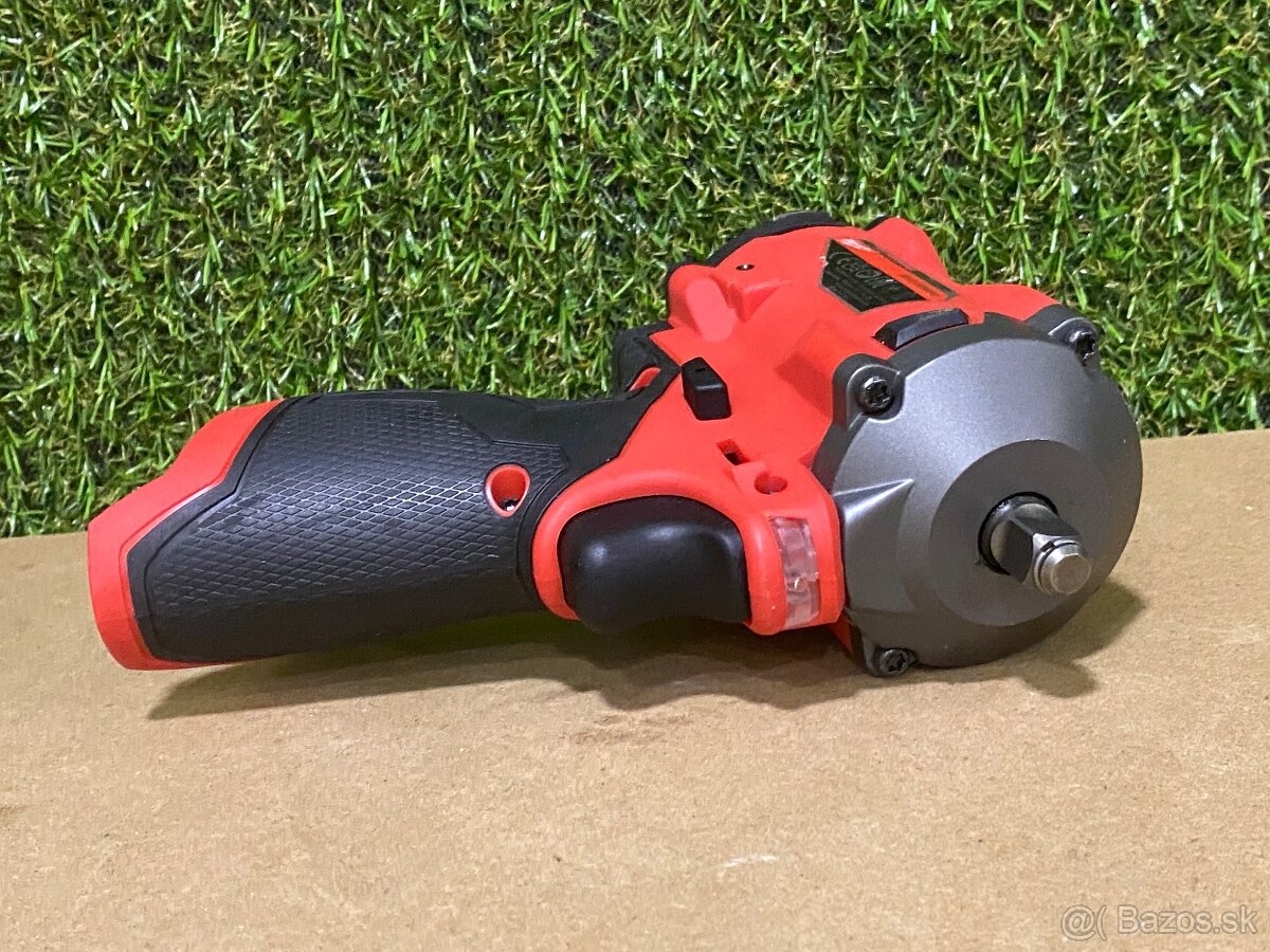 MILWAUKEE M12 FIw38 FUEL™ 1/2” Aku rázový uťahovák - 8