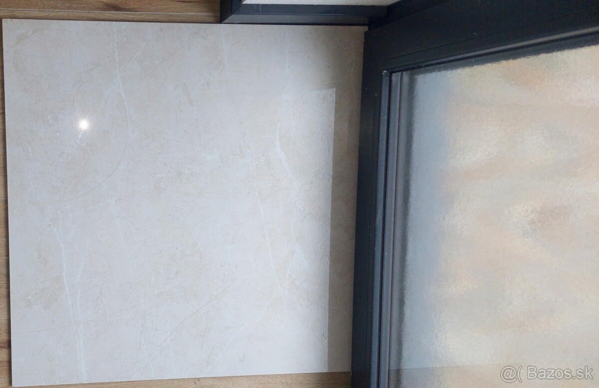 Lesklá gresova dlažba CREAM 60x60cm - 8