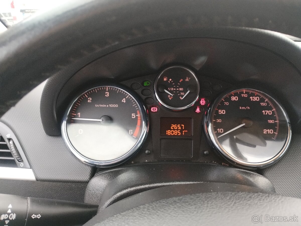 Peugeot 207 1.4 HDi Trendy - 8