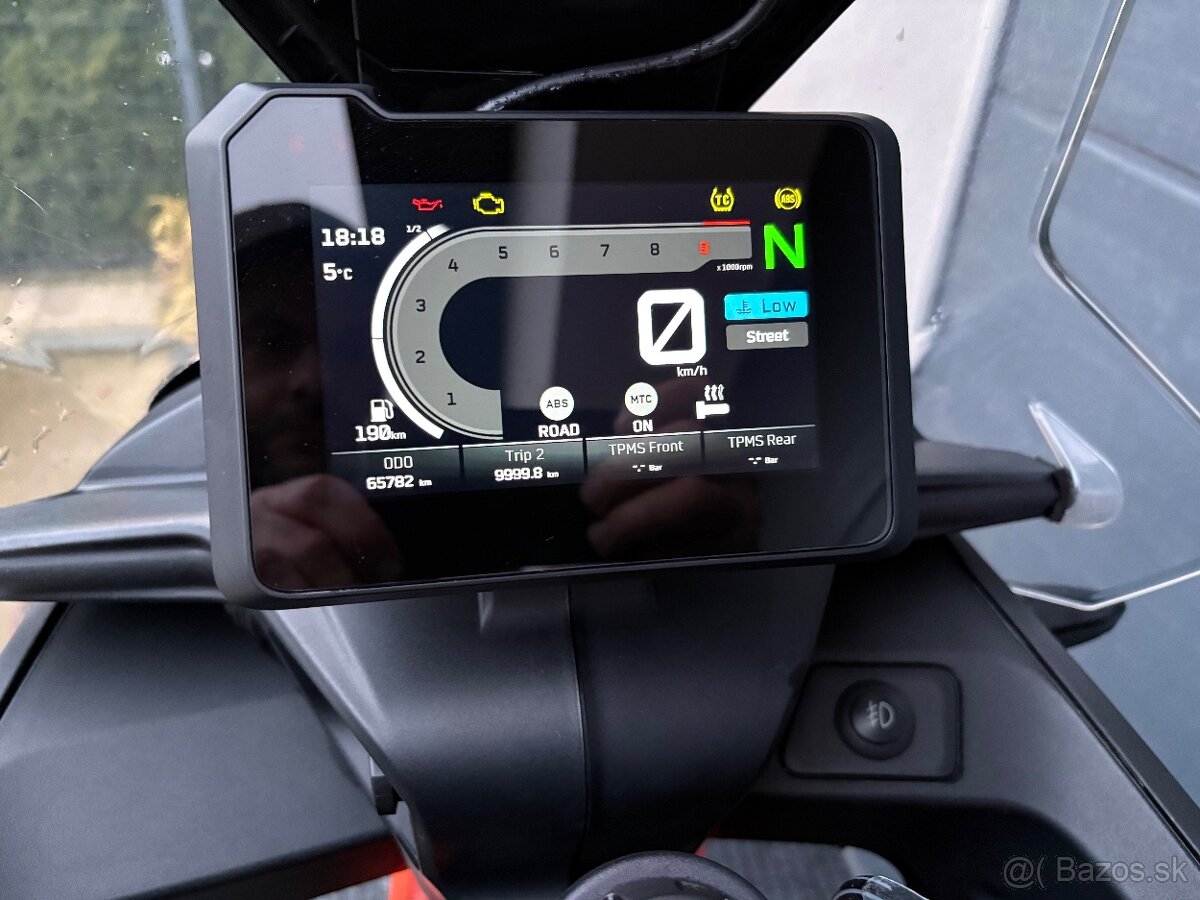 KTM Adventure 890 2023 ABS - 8