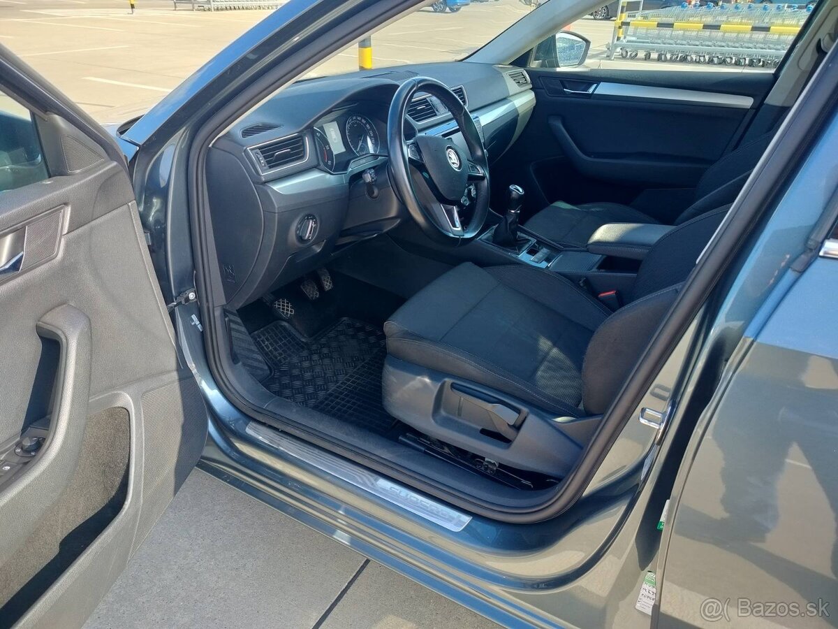 Škoda Superb - 8