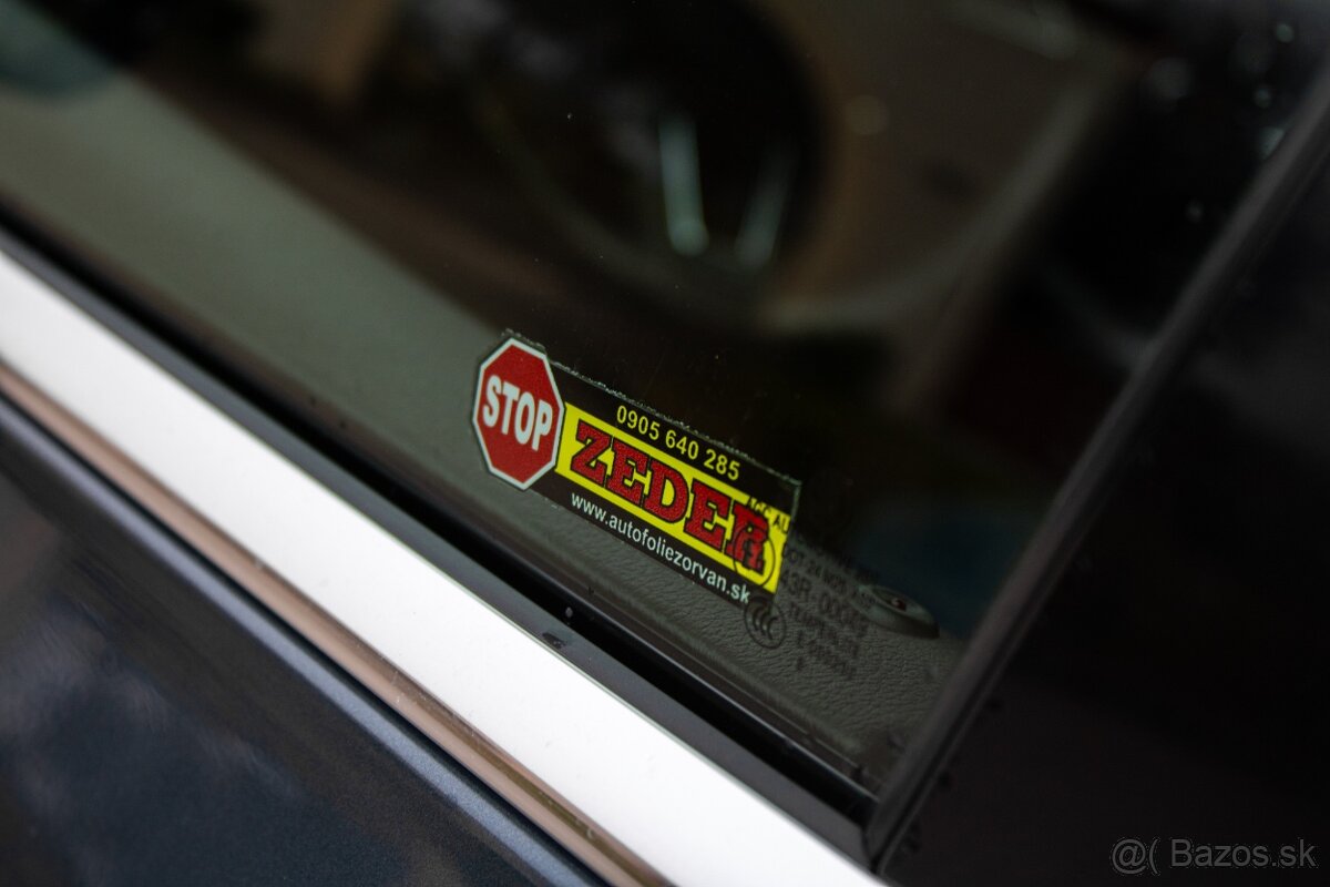 Škoda Octavia Combi 2.0 TDI Style DSG - 8