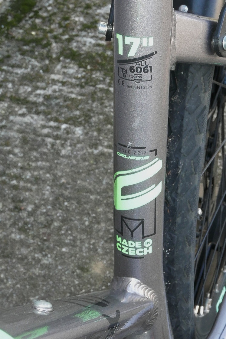 Predám elektrický bicykel Crussis e-Savela 7.5 17" - 8