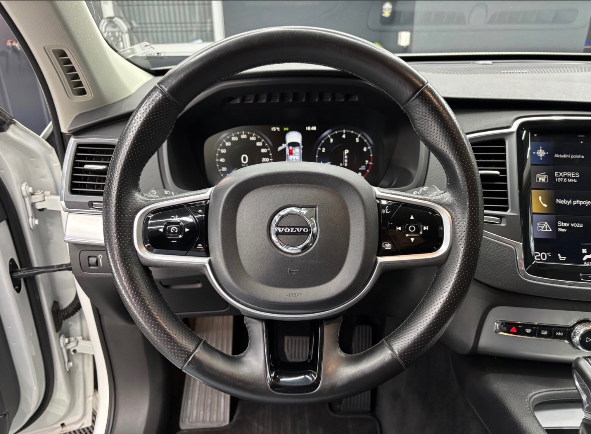Volvo XC90 2.0 T5 MOMENTUM 4x4 7-MIEST - 8