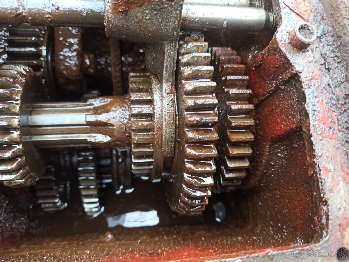 Desta manuálna prevodovka - 8