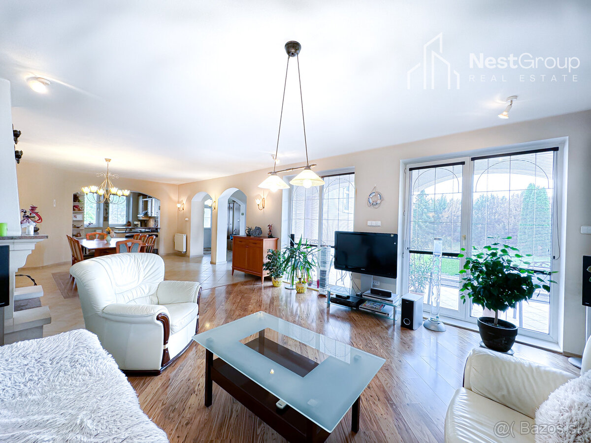 ZNÍŽENÁ CENA6- IZBOVÝ RD S DVOJGARÁŽOU,VEĽKÝ POZEMOK 1,65HA - 8