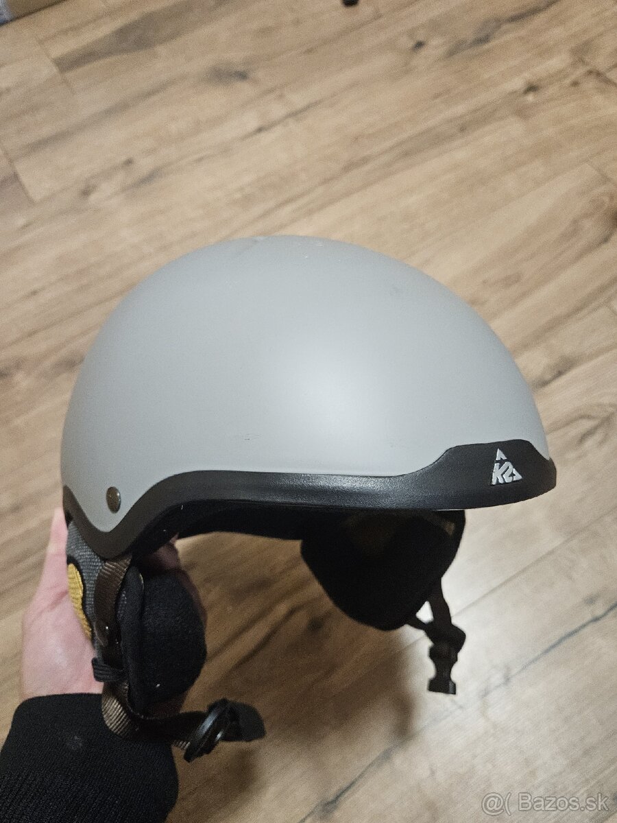 Lyžiarska prilba - 8