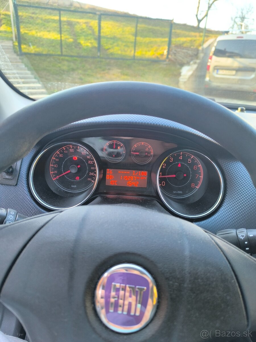 Fiat Bravo 1.4 16v 119000 KM - 8