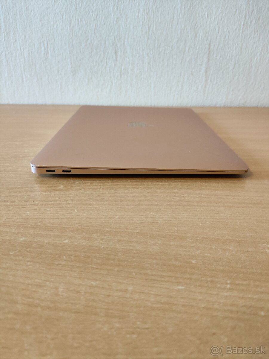 MacBook Air 2020 | i5 • 8GB • 512GB SSD - 8