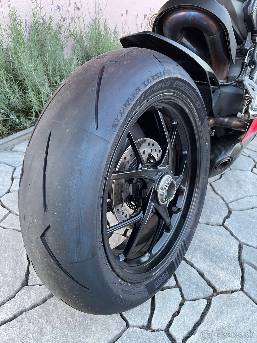 Ducati Panigale V2 (2020) - 8