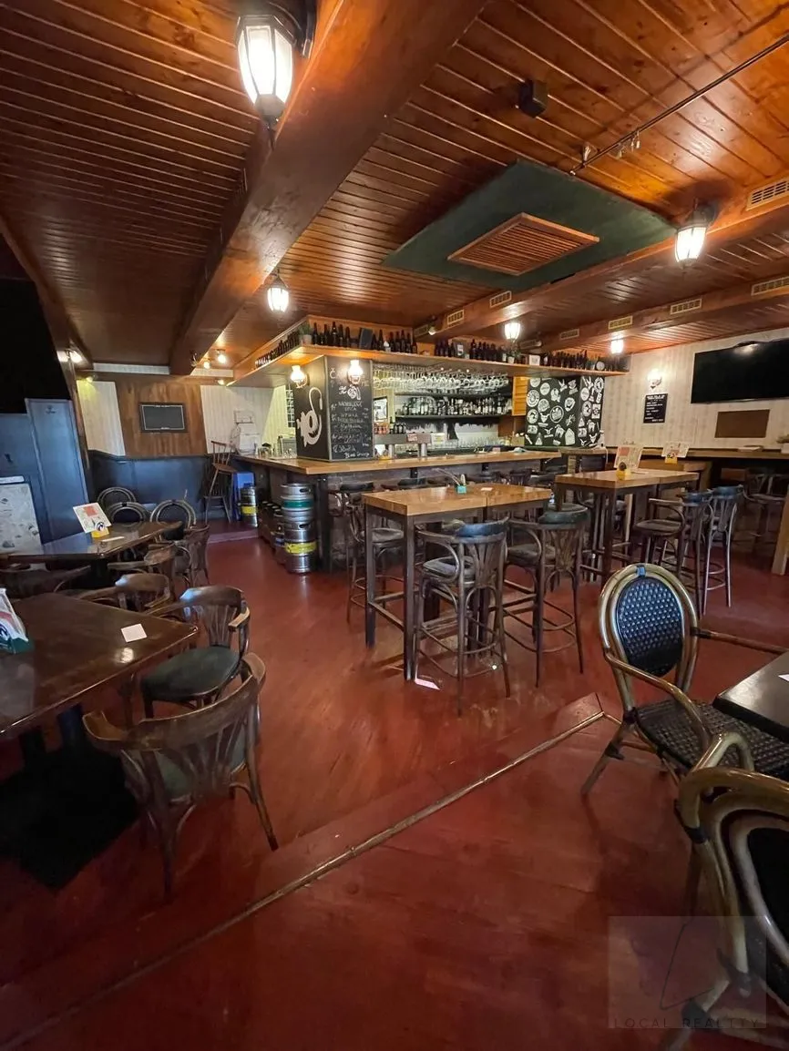 Nebytový priestor v srdci Petržalky na PREDAJ - 8