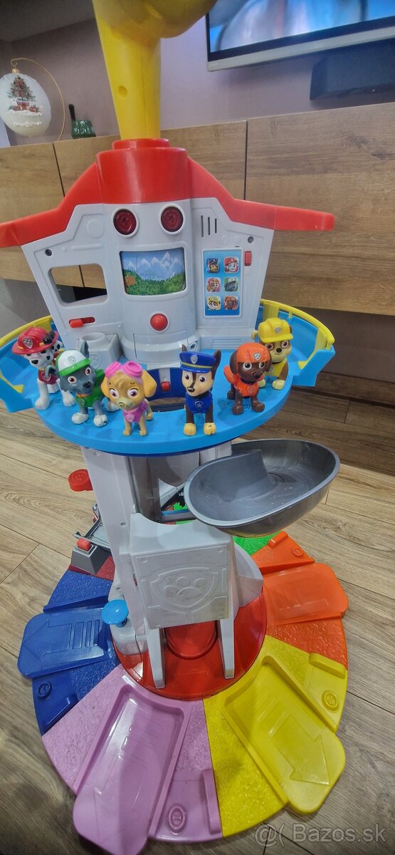 Paw Patrol – originálna veža + 9 autíčok a 8 figúrok + figúr - 8