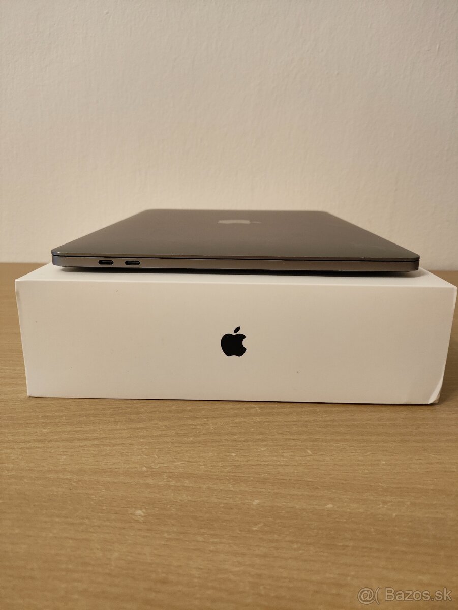 MacBook Pro 13 2018 | i5 • 8GB • 512GB SSD - 8