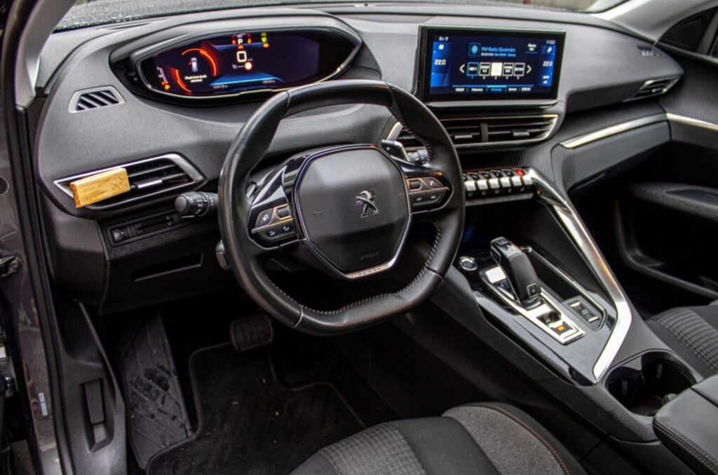 Peugeot 5008 1.2 PureTech 130 E6d-ISC Allure - ODPOČET DPH - 8