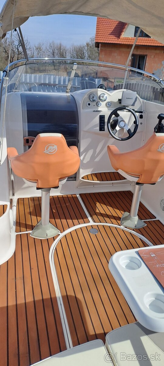 Quicksilver 620 + 115hp Mercury. - 8