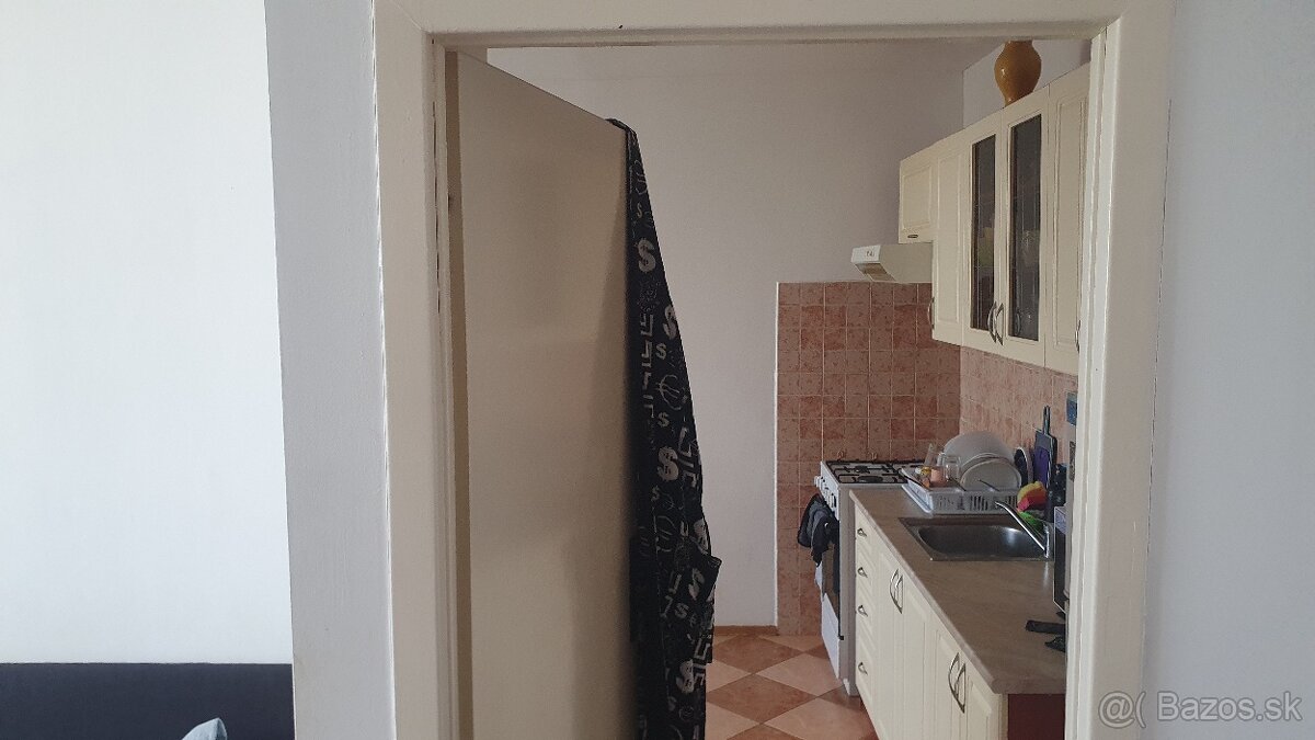 1.5 izbovy byt na prenajom - 8