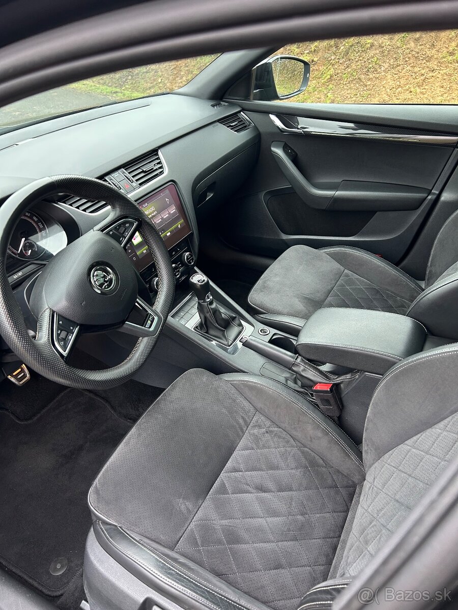 Škoda Octavia Combi 2.0 TSI 245k RS, manuál - 8