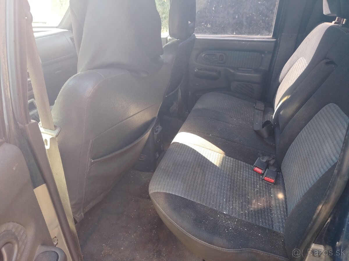 Mitsubishi L200 - 8