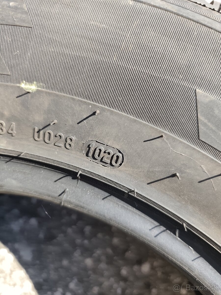 215/70R15C Pirelli letná - 8