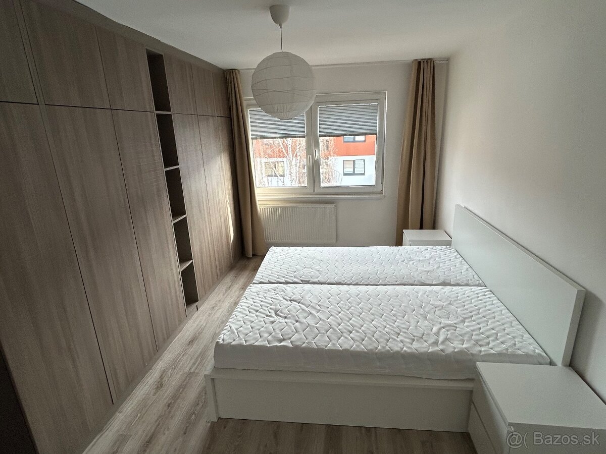 Prenájom 2-izb. bytu, Bellova, LM - 8