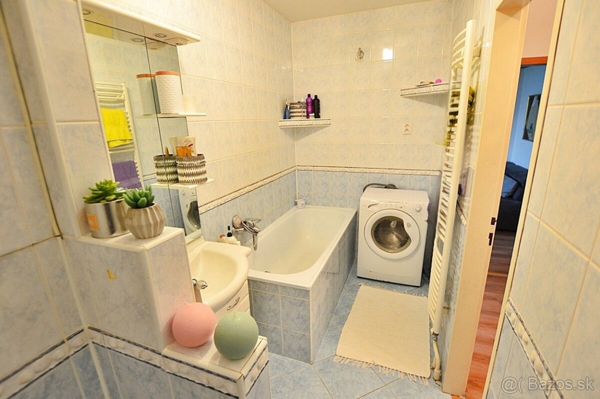 3-i byt s balkónom, 76 m², Staré mesto -Tyršovo nábrežie - 8